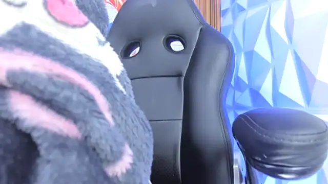 Snapshot of meribeth303av chatting on February 2026 11:26:01 PM meribeth303av online show from February 2026 11:26:01 PM