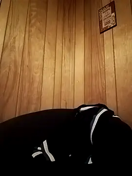 Snapshot of T92bbc chatting on April 2026 12:10:01 AM T92bbc online show from April 2026 12:10:01 AM