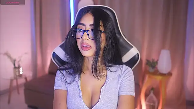 Sara albrecht online show from January 2025 12:42:01 PM