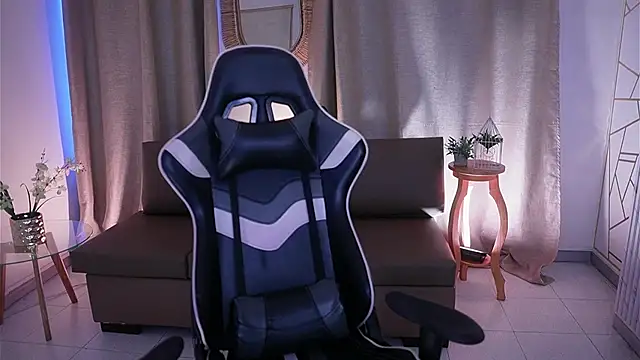 Sara albrecht online show from February 2025 12:24:01 PM