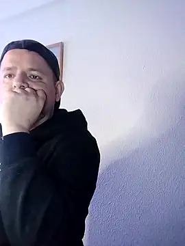 lobito1997 online show from March 2025 01:17:02 AM