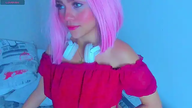 Snapshot of Sweet_MaryJane2 chatting on December 2024 01:25:02 AM Sweet MaryJane2 online show from December 2024 01:25:02 AM