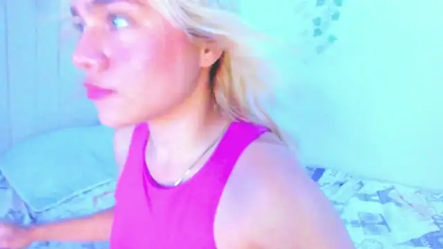 Snapshot of Sweet_MaryJane2 chatting on March 2025 10:54:01 PM Sweet MaryJane2 online show from March 2025 10:54:01 PM