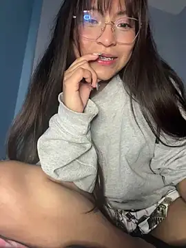 Lily candy X online show from January 2025 05:50:02 AM