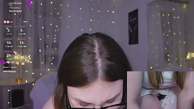 Snapshot of Mia__Peach chatting on January 2025 11:21:02 AM Mia Peach online show from January 2025 11:21:02 AM