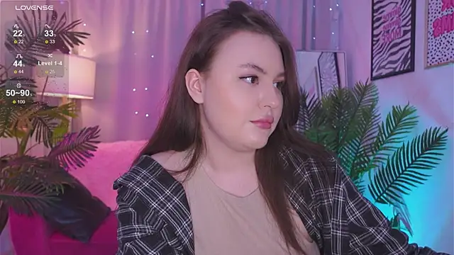 Snapshot of Mia__Peach chatting on March 2025 03:07:01 AM Mia Peach online show from March 2025 03:07:01 AM