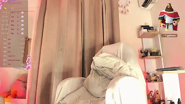 Snapshot of BarbieVenus chatting on January 2025 12:06:02 PM BarbieVenus online show from January 2025 12:06:02 PM