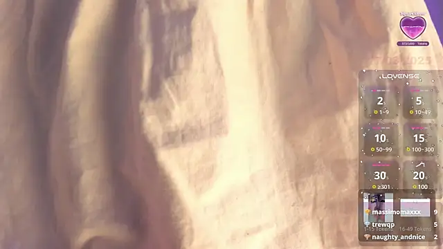 Snapshot of BarbieVenus chatting on March 2025 11:21:01 AM BarbieVenus online show from March 2025 11:21:01 AM