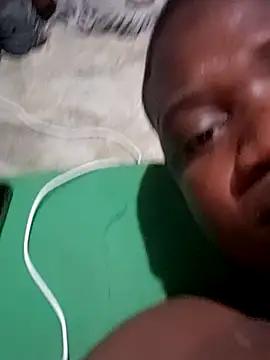 Snapshot of Algenis1232 chatting on October 2025 05:30:02 AM Algenis1232 online show from October 2025 05:30:02 AM