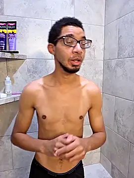 ebowman98 online show from December 2025 11:43:01 PM