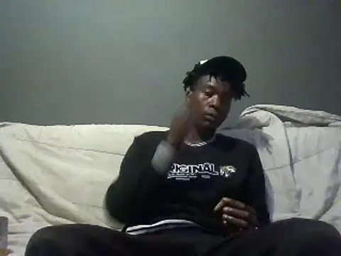 Snapshot of SmallGoodNutts chatting on February 2025 04:37:02 AM SmallGoodNutts online show from February 2025 04:37:02 AM