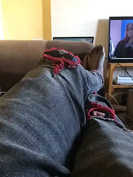 Snapshot of SmallGoodNutts chatting on September 2025 01:27:01 PM SmallGoodNutts online show from September 2025 01:27:01 PM