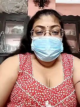 Snapshot of LAVERNIYA_ chatting on December 2024 07:11:02 PM LAVERNIYA  online show from December 2024 07:11:02 PM