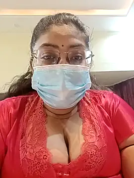 Snapshot of LAVERNIYA_ chatting on January 2025 02:24:02 PM LAVERNIYA  online show from January 2025 02:24:02 PM