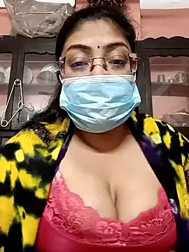 Snapshot of LAVERNIYA_ chatting on January 2025 07:00:02 PM LAVERNIYA  online show from January 2025 07:00:02 PM