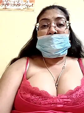 Snapshot of LAVERNIYA_ chatting on February 2025 11:52:01 AM LAVERNIYA  online show from February 2025 11:52:01 AM