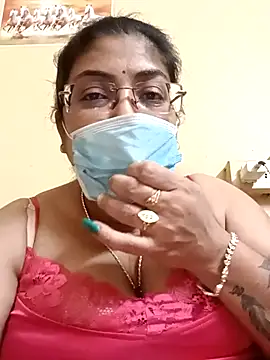 Snapshot of LAVERNIYA_ chatting on February 2025 02:54:02 PM LAVERNIYA  online show from February 2025 02:54:02 PM