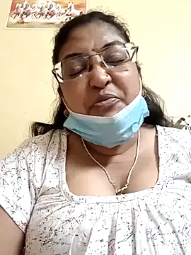 Snapshot of LAVERNIYA_ chatting on February 2025 11:58:01 AM LAVERNIYA  online show from February 2025 11:58:01 AM