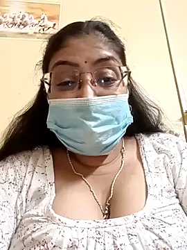 Snapshot of LAVERNIYA_ chatting on March 2025 12:27:02 PM LAVERNIYA  online show from March 2025 12:27:02 PM