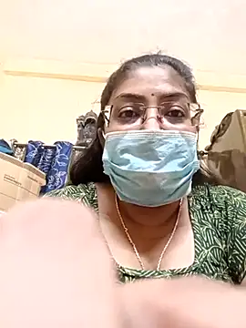 Snapshot of LAVERNIYA_ chatting on March 2025 02:53:02 PM LAVERNIYA  online show from March 2025 02:53:02 PM