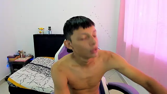 Annie Dani420 online show from March 2025 05:23:02 PM