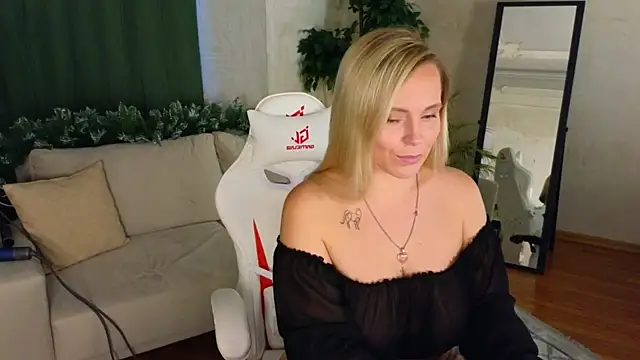 Charming Daphny online show from December 2024 10:34:02 AM