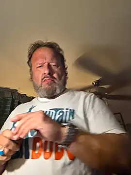 Snapshot of kikdrummer chatting on April 2026 12:56:01 AM kikdrummer online show from April 2026 12:56:01 AM