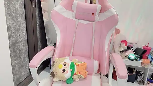 Snapshot of Virgo_686 chatting on January 2025 01:41:02 PM Virgo 686 online show from January 2025 01:41:02 PM