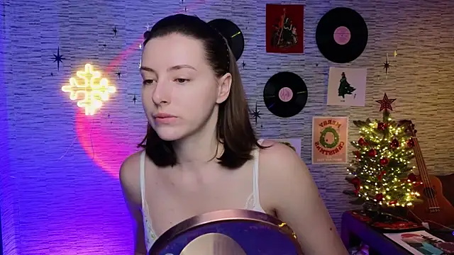 Snapshot of GloriaElmer chatting on January 2025 07:26:01 AM GloriaElmer online show from January 2025 07:26:01 AM