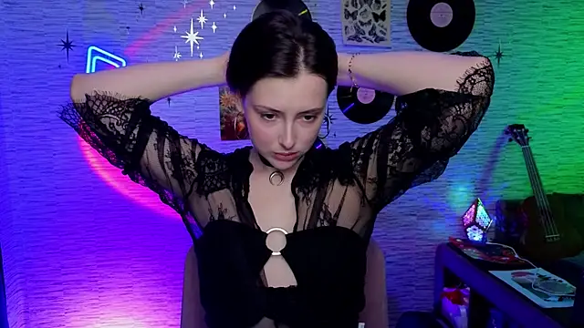 Snapshot of GloriaElmer chatting on February 2025 11:06:02 AM GloriaElmer online show from February 2025 11:06:02 AM