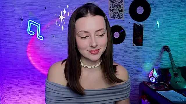 Snapshot of GloriaElmer chatting on March 2025 06:41:02 AM GloriaElmer online show from March 2025 06:41:02 AM