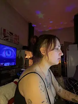 Hawitxui online show from February 2026 08:03:02 PM