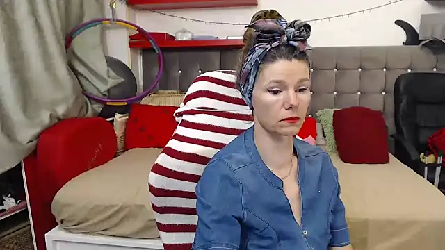 kellyterapy online show from November 2025 12:22:02 AM