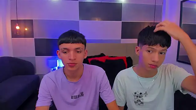 Snapshot of Juan_Nd_Steven chatting on December 2024 04:31:02 AM Juan Nd Steven online show from December 2024 04:31:02 AM