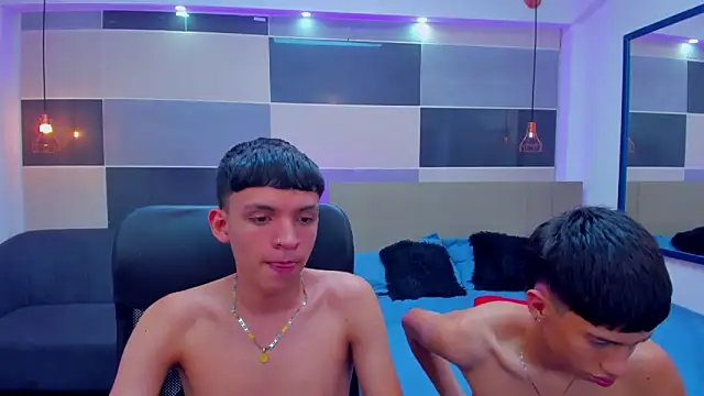 Snapshot of Juan_Nd_Steven chatting on December 2024 07:33:02 AM Juan Nd Steven online show from December 2024 07:33:02 AM