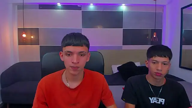 Snapshot of Juan_Nd_Steven chatting on January 2025 04:19:01 AM Juan Nd Steven online show from January 2025 04:19:01 AM