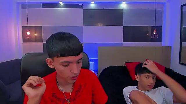 Snapshot of Juan_Nd_Steven chatting on January 2025 01:01:01 PM Juan Nd Steven online show from January 2025 01:01:01 PM