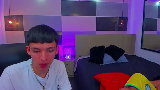 Snapshot of Juan_Nd_Steven chatting on January 2025 07:11:02 AM Juan Nd Steven online show from January 2025 07:11:02 AM