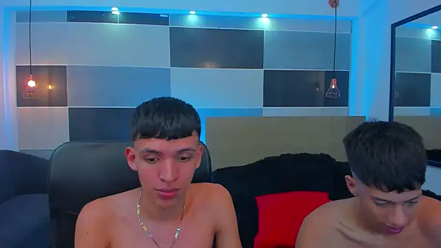 Snapshot of Juan_Nd_Steven chatting on February 2025 07:18:01 AM Juan Nd Steven online show from February 2025 07:18:01 AM