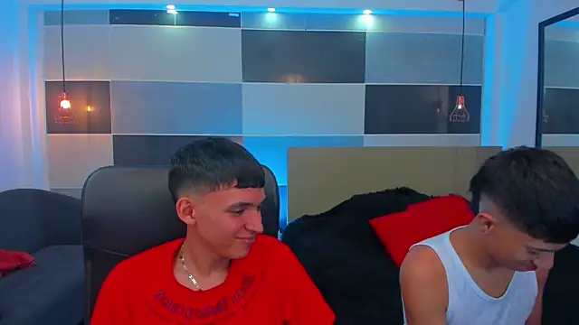 Snapshot of Juan_Nd_Steven chatting on February 2025 04:21:01 AM Juan Nd Steven online show from February 2025 04:21:01 AM