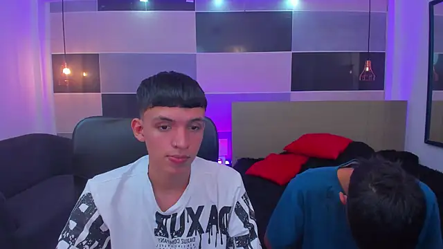 Snapshot of Juan_Nd_Steven chatting on February 2025 04:14:02 AM Juan Nd Steven online show from February 2025 04:14:02 AM