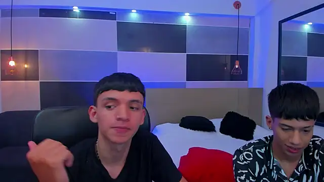 Snapshot of Juan_Nd_Steven chatting on February 2025 07:23:01 AM Juan Nd Steven online show from February 2025 07:23:01 AM