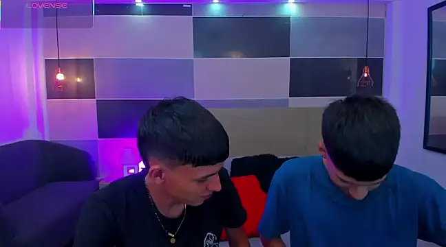 Snapshot of Juan_Nd_Steven chatting on March 2025 04:47:02 AM Juan Nd Steven online show from March 2025 04:47:02 AM