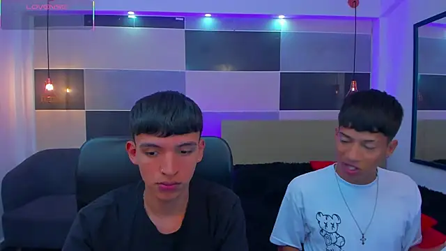 Snapshot of Juan_Nd_Steven chatting on March 2025 04:38:01 AM Juan Nd Steven online show from March 2025 04:38:01 AM