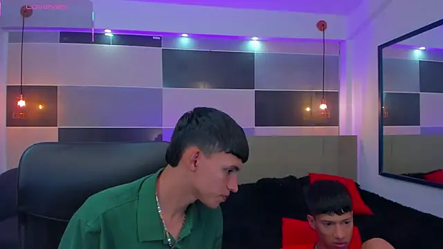 Snapshot of Juan_Nd_Steven chatting on March 2025 04:35:01 AM Juan Nd Steven online show from March 2025 04:35:01 AM