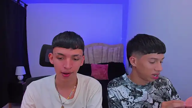 Snapshot of Juan_Nd_Steven chatting on September 2025 02:22:01 AM Juan Nd Steven online show from September 2025 02:22:01 AM