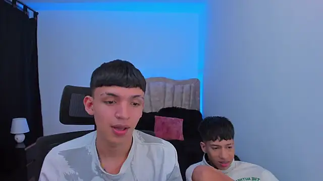 Snapshot of Juan_Nd_Steven chatting on September 2025 04:26:01 AM Juan Nd Steven online show from September 2025 04:26:01 AM