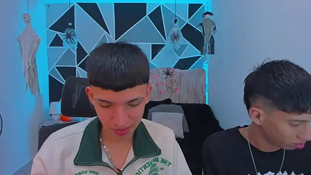 Snapshot of Juan_Nd_Steven chatting on October 2025 03:58:02 AM Juan Nd Steven online show from October 2025 03:58:02 AM