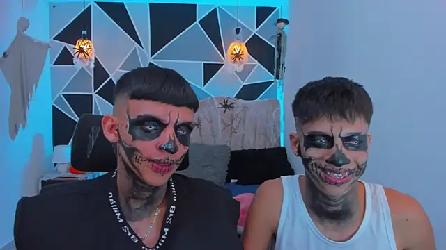 Snapshot of Juan_Nd_Steven chatting on October 2025 07:15:01 PM Juan Nd Steven online show from October 2025 07:15:01 PM