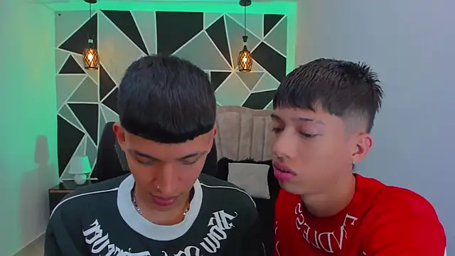 Snapshot of Juan_Nd_Steven chatting on November 2025 04:23:01 AM Juan Nd Steven online show from November 2025 04:23:01 AM